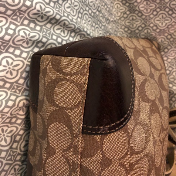 Coach Handbag - Picture 4 of 8